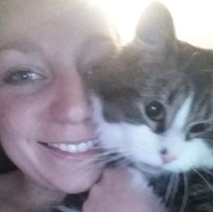 Meet your Posher, Alicia